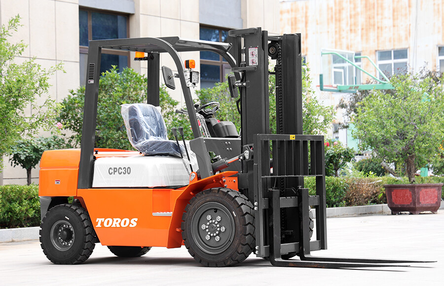 1.TPF30-Forklift