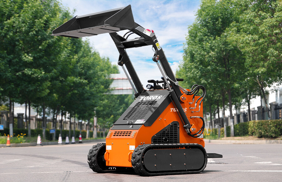 2.TRS-480-Skid steer loader