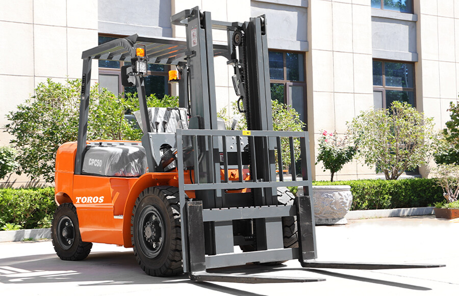 1.TPF50-Forklift