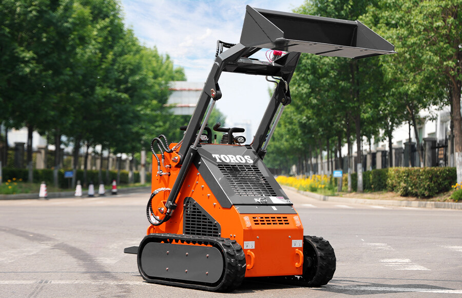 3.TRS-480-Skid steer loader
