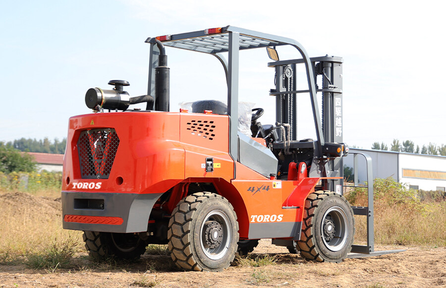 2.TYF35H-All terrain forklifts
