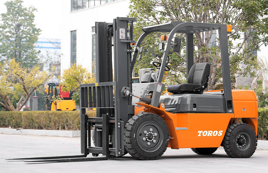 1.TPF35-Forklift