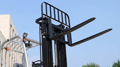 FORK HEIGHT CAN BE CUSTOMIZED