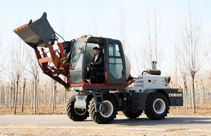 26-4 Self Loading Concrete Mixer