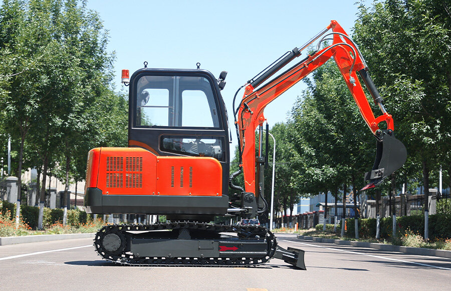 1.TOROS TE-40 MINI EXCAVATORS
