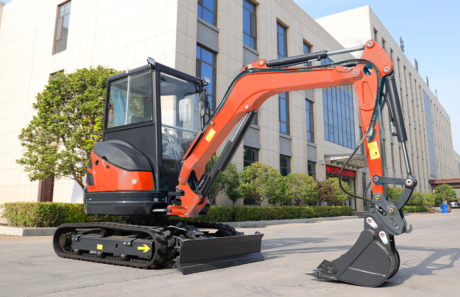 3.TOROS TE-28S MINI EXCAVATORS