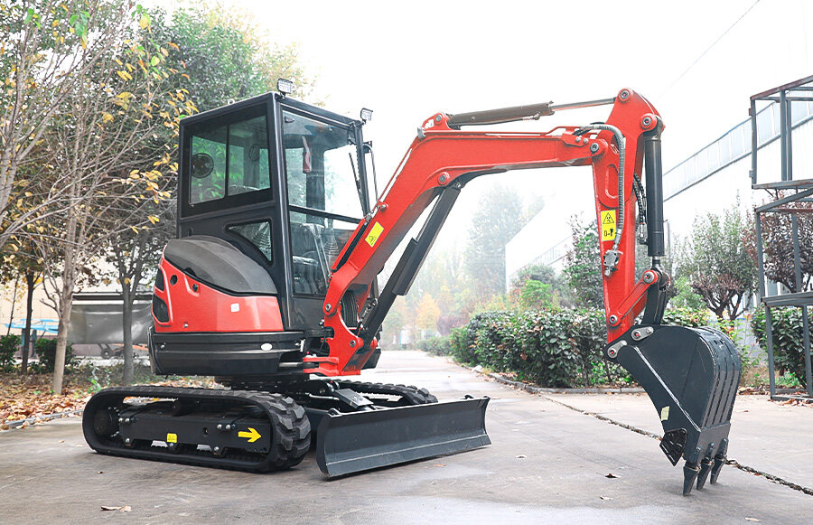 5.TOROS TE-28S MINI EXCAVATORS