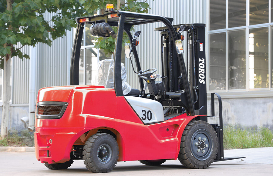 3.TOROS  TPF30  FORKLIFT