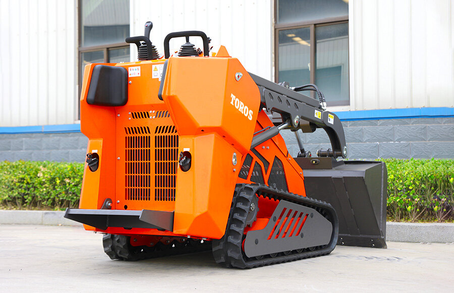 5.TRS-680X-Skid-Steer-Loader