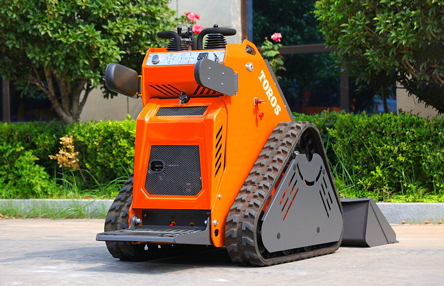 5.TRS-360X-Skid-Steer-Loader