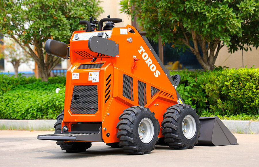 5.TRS-360W-Skid-Steer-Loader