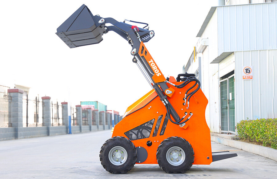 3.TRS-480W-Skid-Steer-Loader