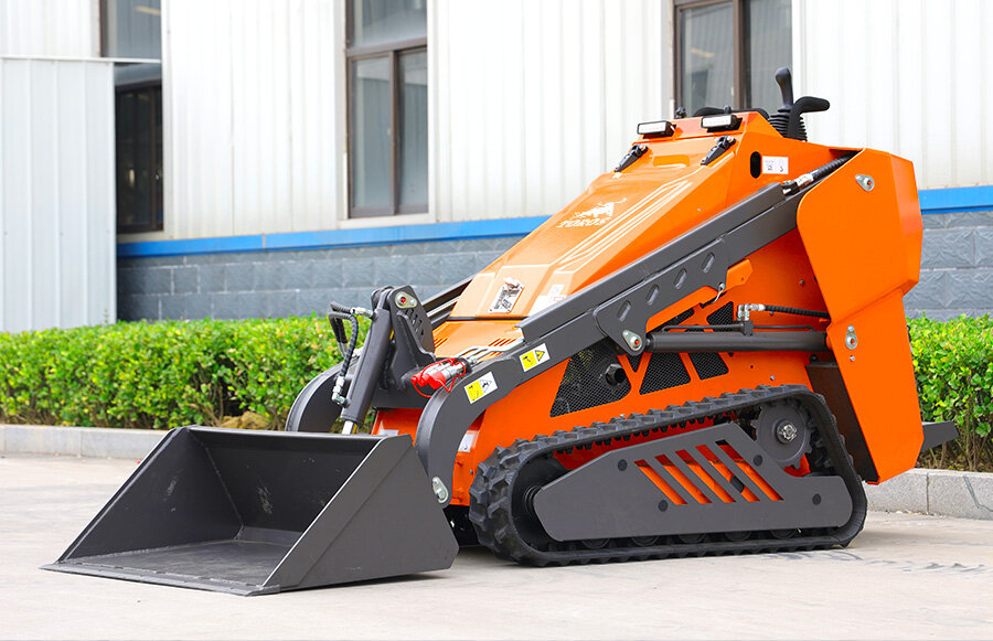 1.TRS-680X-Skid-Steer-Loader