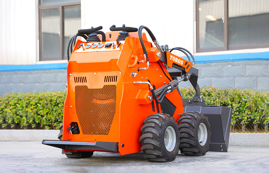 5.TRS-480W-Skid-Steer-Loader