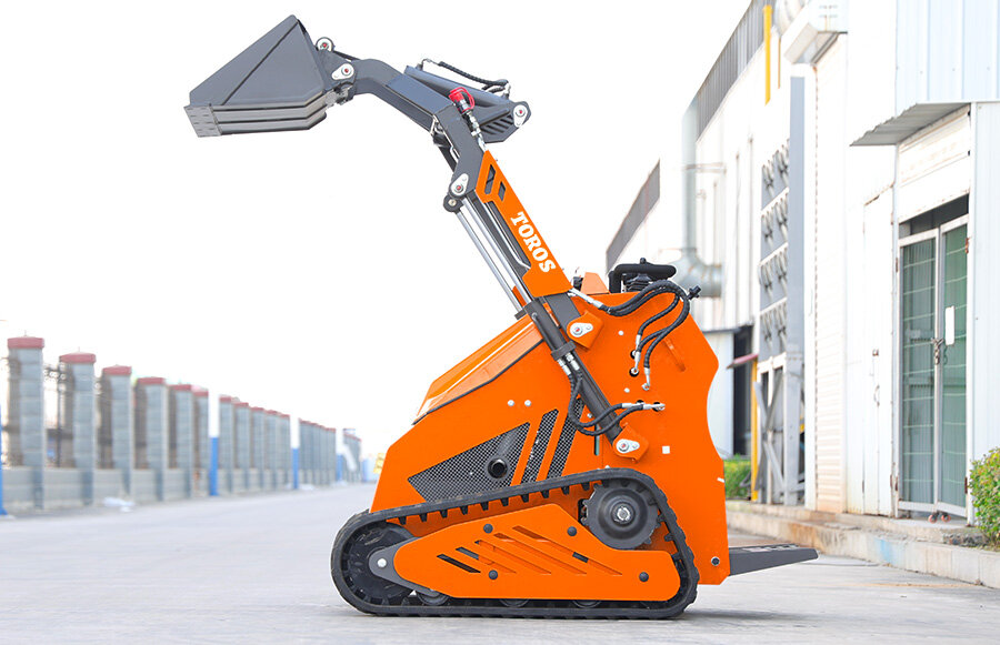 3.TRS-480X-Skid-Steer-Loader