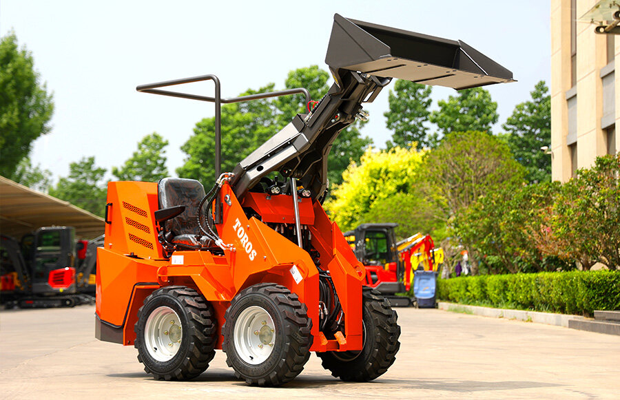 2.TRS-480Z-Skid-Steer-Loader