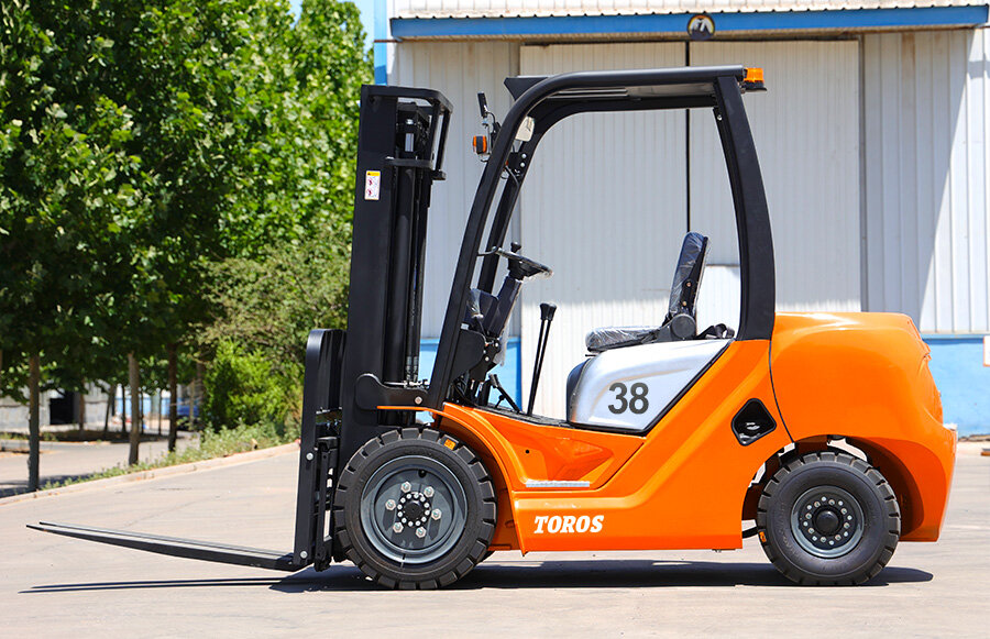 3.Toros-TPF38-Diesel-Forklift