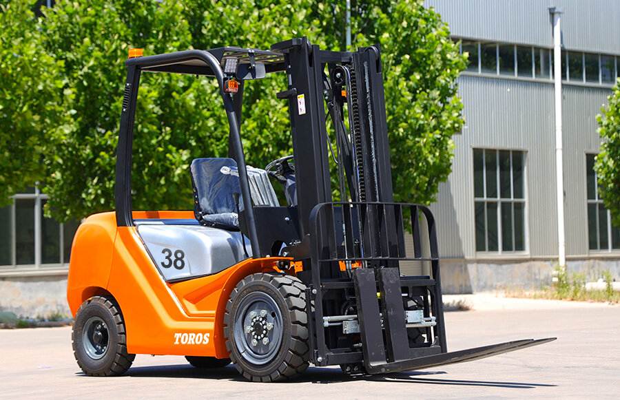 4.Toros-TPF38-Diesel-Forklift