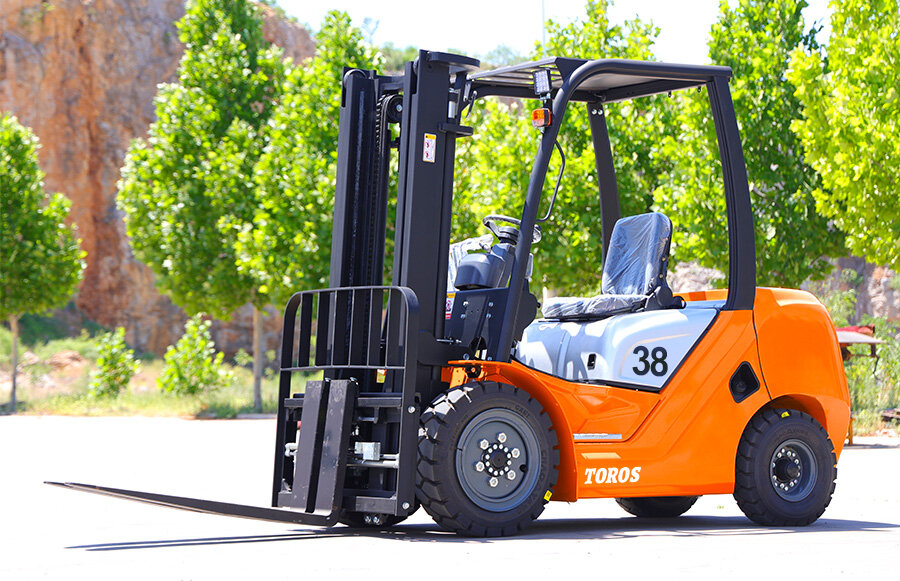 1.Toros-TPF38-Diesel-Forklift